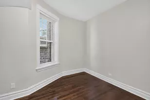 3023 W Wellington Ave, Chicago, IL 60618 - Photo 6