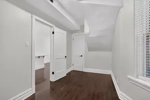 3023 W Wellington Ave, Chicago, IL 60618 - Photo 10
