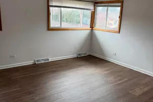 160 E Northwest Hwy, Des Plaines, IL 60016 - Photo 8