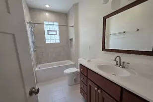 2343 W Winona St, Chicago, IL 60625 - Photo 6