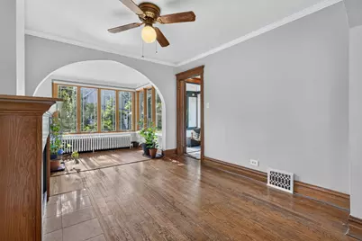 532 S Grove Avenue, Oak Park, IL 60304 - Photo 8