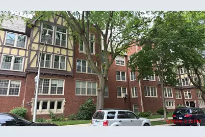 2200 E 70th Place #203, Chicago, IL 60649 - Photo 2