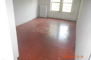 2200 E 70th Pl, Chicago, IL 60649 - Photo 6