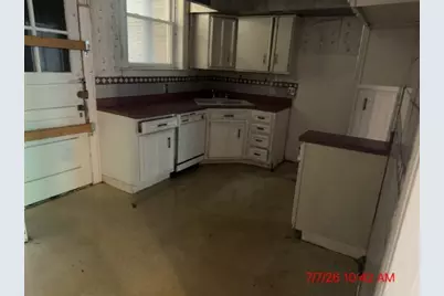 2200 E 70th Place #203, Chicago, IL 60649 - Photo 10