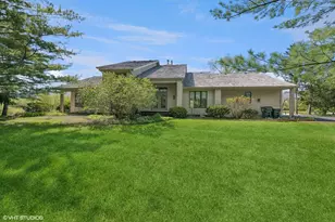 15020 King Dr, Green Oaks, IL 60048 - Photo 1