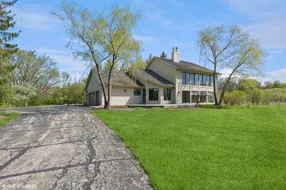 15020 King Drive, Green Oaks, IL 60048 - Photo 2