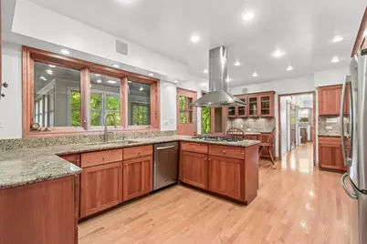 6444 N Kenton Avenue, Lincolnwood, IL 60712 - Photo 4