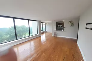 5445 N Sheridan Rd, Chicago, IL 60640 - Photo 8