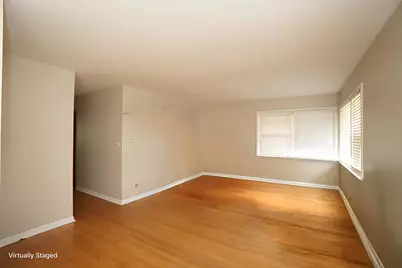 208 N Graylynn Drive, Mount Prospect, IL 60056 - Photo 2