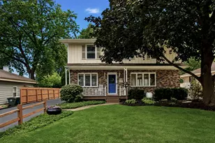 259 Heather Ave, Grayslake, IL 60030 - Photo 1