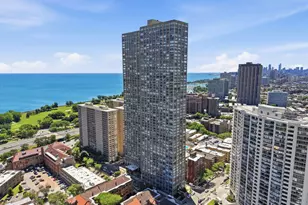 655 W Irving Park Rd, Chicago, IL 60613 - Photo 30