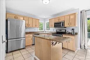 490 Waubonsee Circle, Oswego, IL 60543 - Photo 6