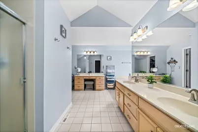 490 Waubonsee Circle, Oswego, IL 60543 - Photo 18