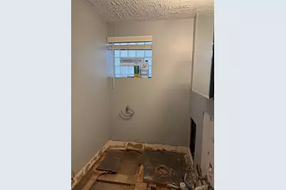 5501 N Parkside Avenue, Chicago, IL 60630 - Photo 32