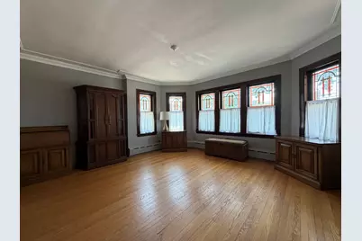 5501 N Parkside Avenue, Chicago, IL 60630 - Photo 4