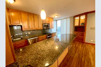 5820 Oakwood Drive #5B, Lisle, IL 60532 - Photo 2