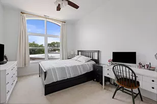 2089 W Wabansia Ave, Chicago, IL 60647 - Photo 12