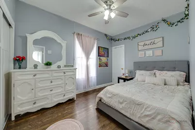 4439 W Deming Place, Chicago, IL 60639 - Photo 8