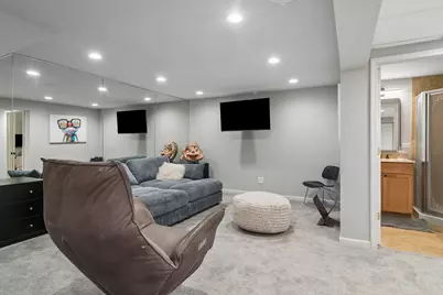4643 Lake Point Circle, Long Grove, IL 60047 - Photo 32