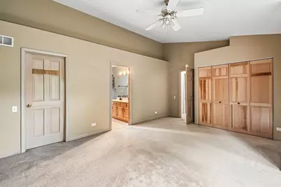 620 N Charter Hall Drive, Palatine, IL 60067 - Photo 12
