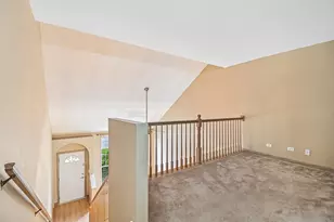 620 N Charter Hall Dr, Palatine, IL 60067 - Photo 10