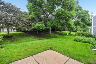 620 N Charter Hall Dr, Palatine, IL 60067 - Photo 22