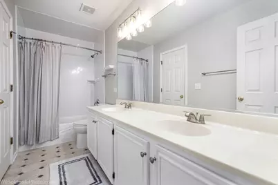 1645 Apple Tree Lane, West Chicago, IL 60185 - Photo 16