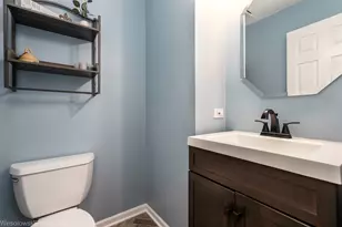 1645 Apple Tree Ln, West Chicago, IL 60185 - Photo 12