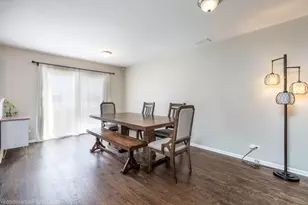 1645 Apple Tree Ln, West Chicago, IL 60185 - Photo 8
