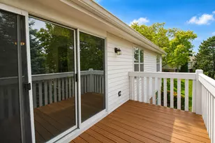 174 E Bluewater Ln, Vernon Hills, IL 60061 - Photo 20