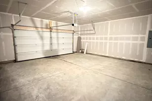429 Cottrell Ln, Aurora, IL 60506 - Photo 18