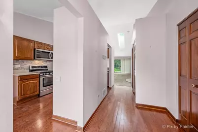 224 Lorraine Circle #224, Bloomingdale, IL 60108 - Photo 4