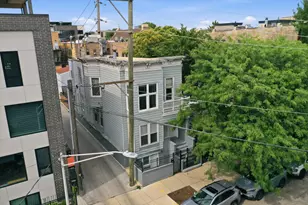 1354 W Ohio St, Chicago, IL 60642 - Photo 8