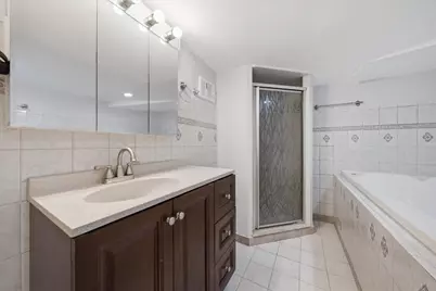 1354 W Ohio Street, Chicago, IL 60642 - Photo 22