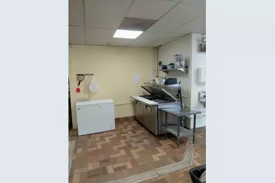 7-11 N Elmwood Drive N, Aurora, IL 60506 - Photo 6