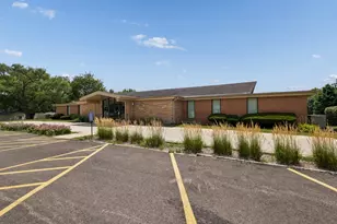 209 Melbrooke Rd, Elgin, IL 60123 - Photo 16