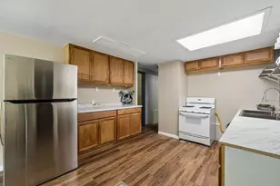 209 Melbrooke Rd, Elgin, IL 60123 - Photo 14