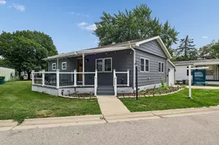 209 Melbrooke Rd, Elgin, IL 60123 - Photo 1
