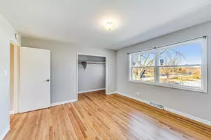 4839 Crain St, Skokie, IL 60077 - Photo 14