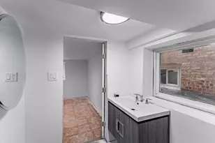 1330 Ridgeland Ave, Berwyn, IL 60402 - Photo 18
