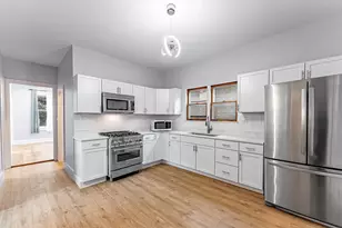 1330 Ridgeland Ave, Berwyn, IL 60402 - Photo 10