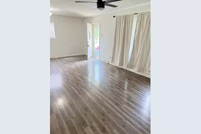2027 Indian Road, Waukegan, IL 60087 - Photo 2