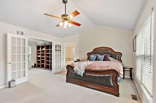 925 Cortney Dr, Carpentersville, IL 60110 - Photo 24