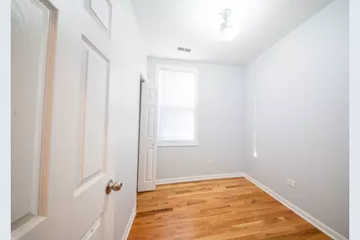 5256 S Carpenter Street, Chicago, IL 60609 - Photo 10