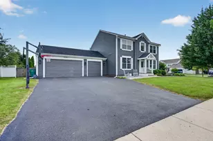 25439 Bower Ct, Plainfield, IL 60585 - Photo 2