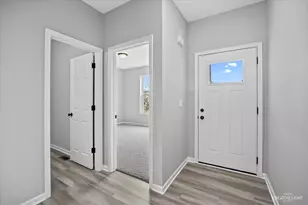 330 N Charles St, Cortland, IL 60112 - Photo 4