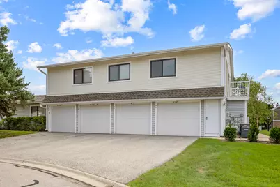 40 N Waterford Drive, Schaumburg, IL 60194 - Photo 26