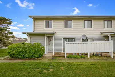 40 N Waterford Drive, Schaumburg, IL 60194 - Photo 1