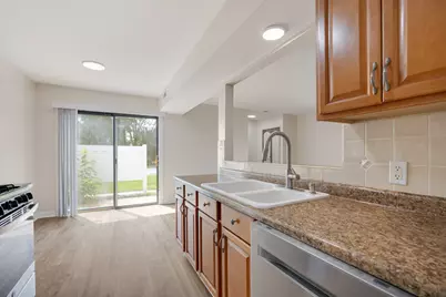 40 N Waterford Drive, Schaumburg, IL 60194 - Photo 16
