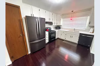 18002 Chantilly Lane, Hazel Crest, IL 60429 - Photo 2